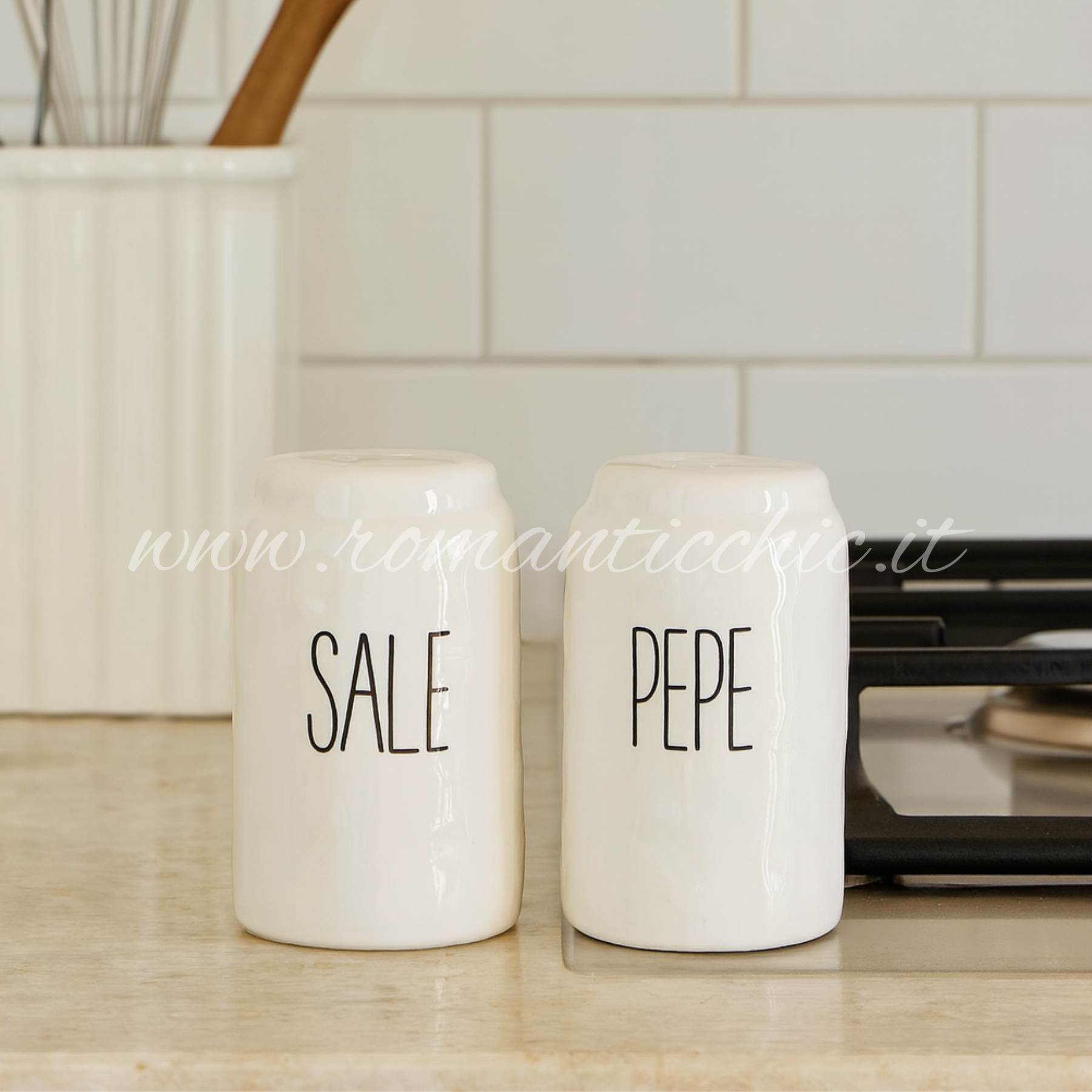 Menage Sale e Pepe Simple
